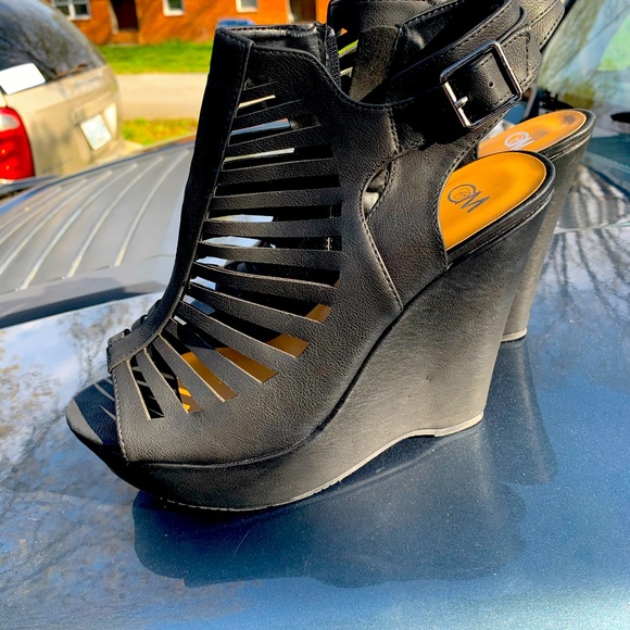 Wedges - Picture 2 of 2